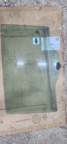 834113U000A Стекло двери задней левой купить Одесса