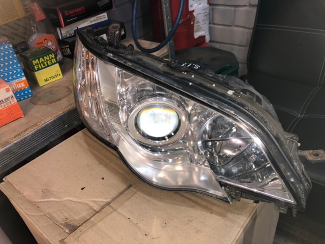 84001AG381 SUBARU Фара правая купить в Украина