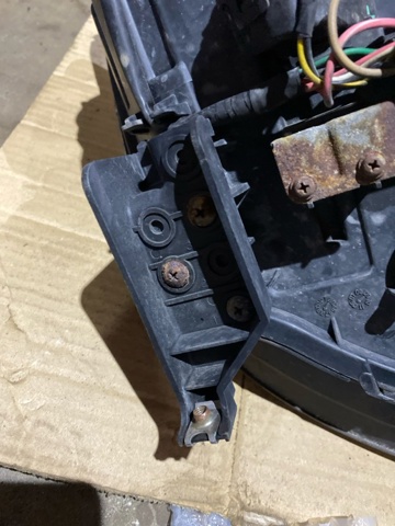 84001XA25A SUBARU Левая фара купить в Одесса