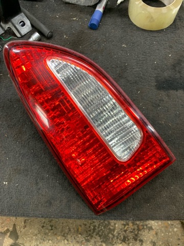 84251XA11B SUBARU Фонарь задний левый внутренний купить в Тернополь