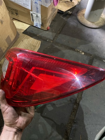 SUBARU 84912AL050 Фонарь задний правый внешний в наличии Ровно