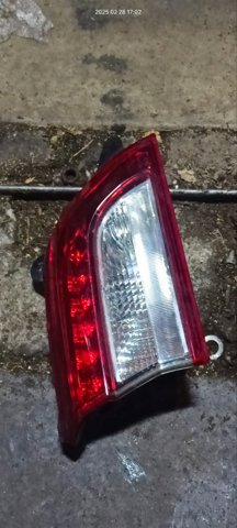 Задняя левая внутренняя фара 84912AL080 SUBARU