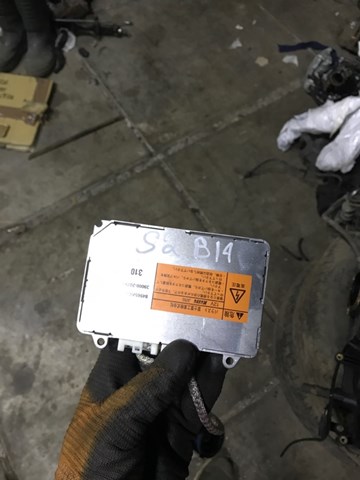 Блок управления ксеноновыми фарами 84965AG000 SUBARU