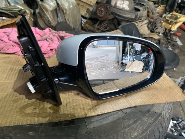 Зеркало заднего вида правое 87620F1110 HYUNDAI