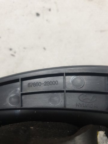 Внутренняя накладка крепления зеркала правого 876602S000 HYUNDAI