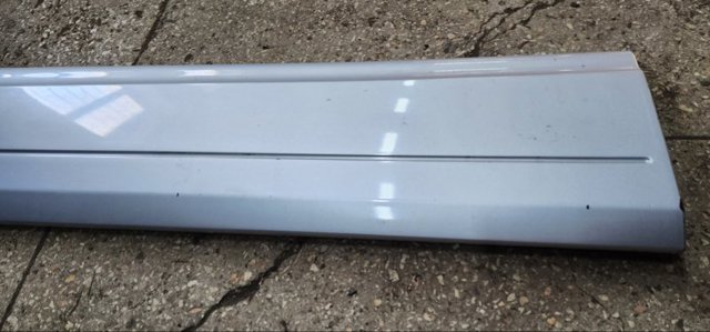 HYUNDAI 877403E500 Накладка двери передней правой в наличии Винница