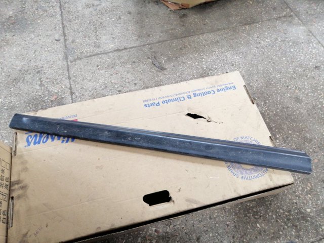 HYUNDAI 877502B0002U Молдинг двери передней левой в наличии Житомир