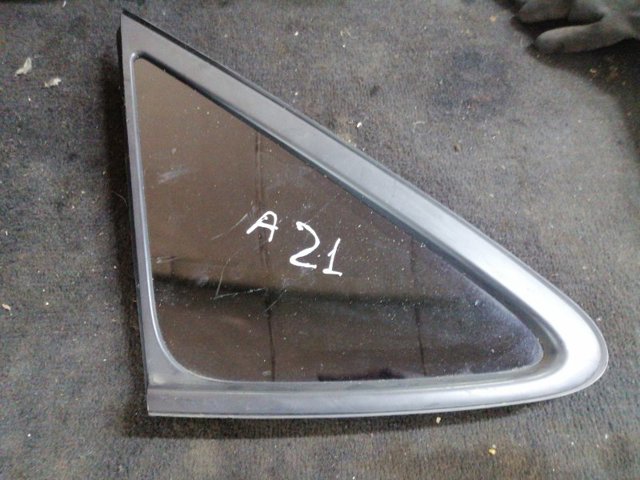 Стекло багажника, левое 878102S010 HYUNDAI
