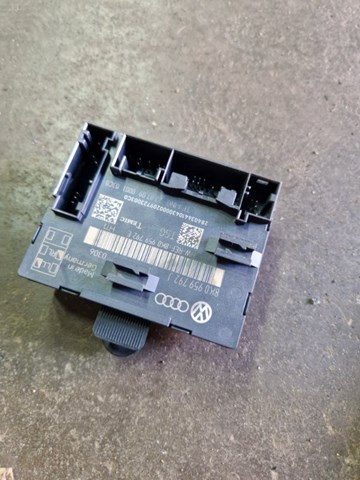 Блок комфорта передней двери 8K0959792H VAG