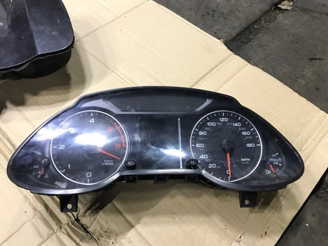 Приборная доска 8R0920980L VAG