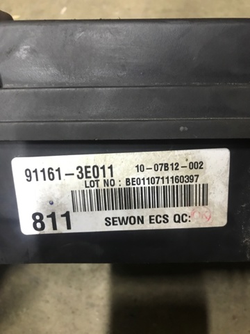 HYUNDAI 911613E011 Блок предохранителей в наличии Ужгород