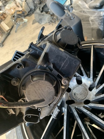 Фара дальнего света в сборе 92101A2220 HYUNDAI