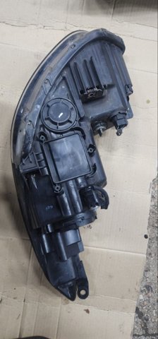 HYUNDAI 921022S620 Правая фара в наличии Украина