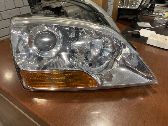 Фара передняя правая 921023E510 HYUNDAI