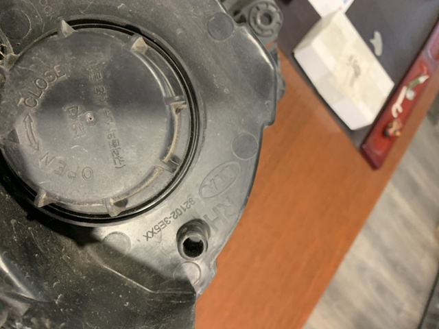 921023E510 HYUNDAI Правая фара купить в Сумы