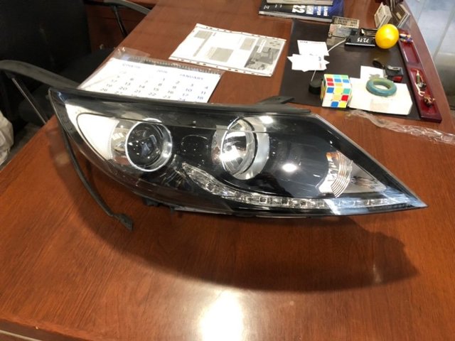 Фара передняя правая 921023U290 HYUNDAI