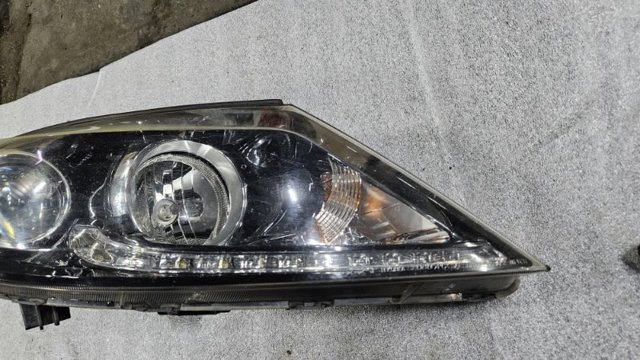 HYUNDAI 921023W121 Фара правая в наличии Чернигов
