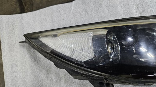 HYUNDAI 921023W121 Правая фара в наличии Одесса