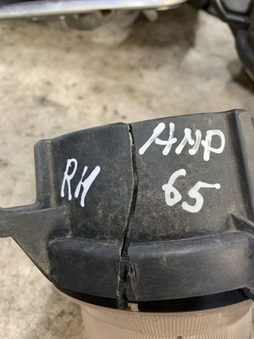 HYUNDAI 922022Y000 Фара противотуманная правая в наличии Каменское