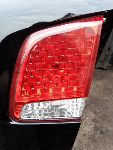 Фонарь задний внутренний правый 924062P020 HYUNDAI