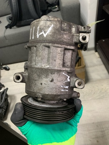 Компрессор кондиционера 926004EA0A NISSAN
