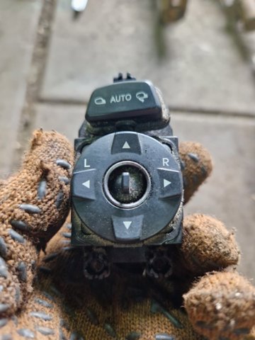 935732W200 HYUNDAI купить в Кривой Рог