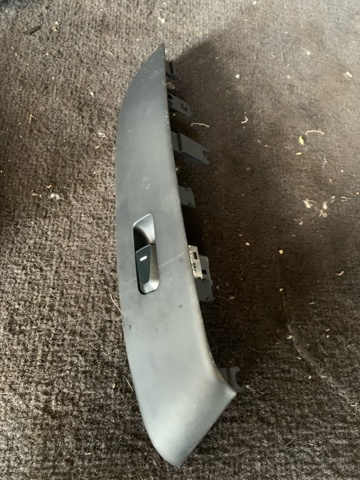 935752S8109P HYUNDAI купить в Украина
