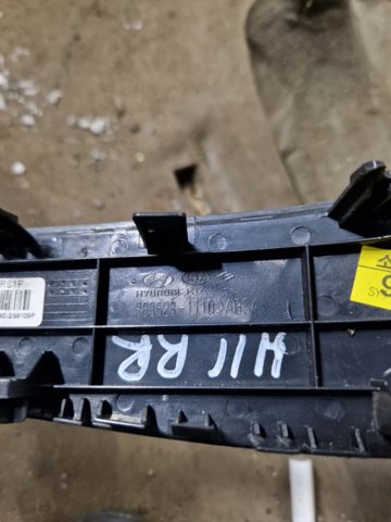 HYUNDAI 935802S6109P в наличии Ровно