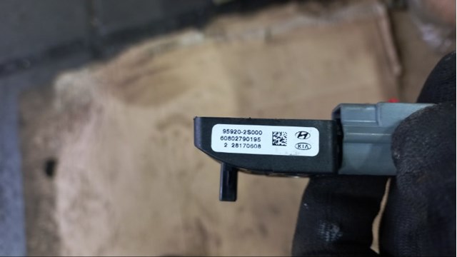 959202S000 Датчик удара купить Полтава
