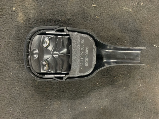 960003K000 HYUNDAI Датчик дождя купить в Ирпень