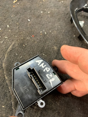 Блок кнопочных переключателей рулевого колеса 96700A2000 HYUNDAI