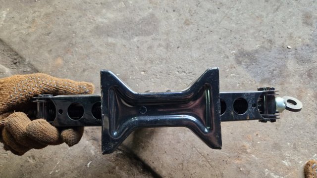 SUBARU 97032FG040 Домкрат в наличии Полтава