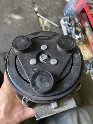 977013E350 HYUNDAI Компрессор кондиционера купить в Черкассы