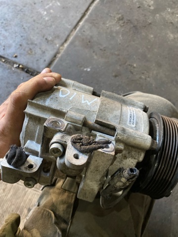977013E350 HYUNDAI Компрессор кондиционера купить в Павлоград