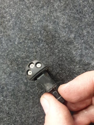 Сопло омывателя лобового стекла 986302B010 HYUNDAI