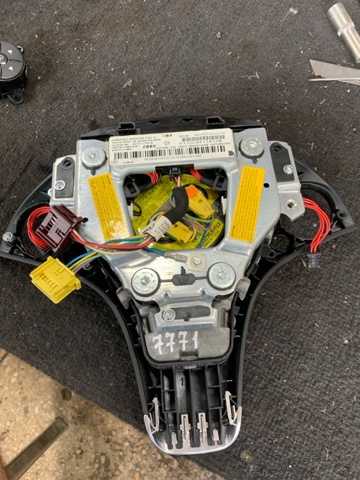 Подушка в руле A20786036029116 MERCEDES
