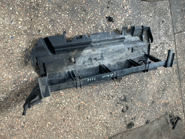 MERCEDES A2125050230 в наличии Тернополь