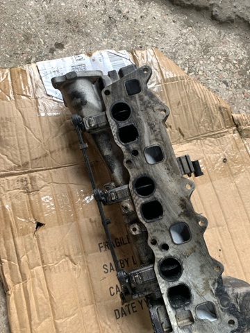 MERCEDES A6420907037 Коллектор впускной левый в наличии Кривой Рог