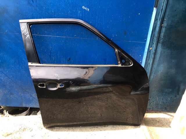 Пассажирская передняя дверь H0100BA6MA NISSAN