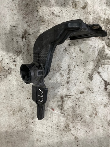 Воздухозаборник SH0513200A MAZDA