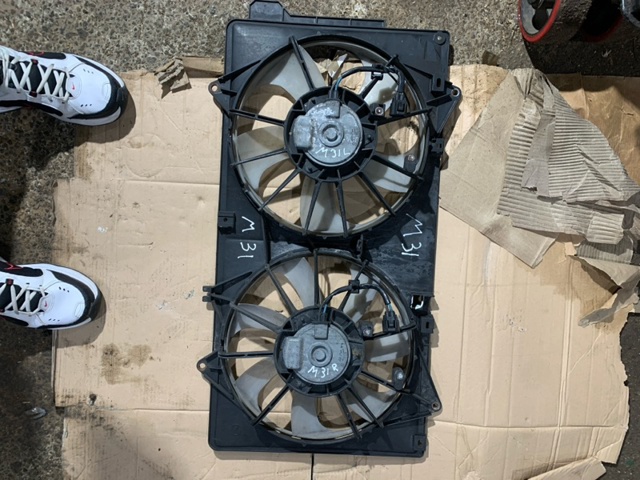 Рамка радиатора охлаждения SH1215210 MAZDA