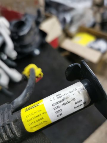 JAGUAR T2H15852 Пиропатрон петли капота в наличии Днепр