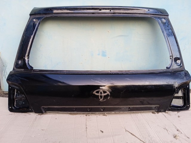 Пятая дверь 6700560D51 TOYOTA