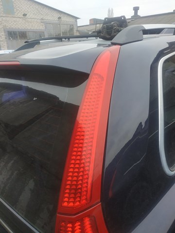Фонарь задний правый, верхний 30698142 VOLVO