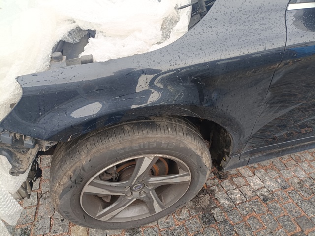31217975 VOLVO Крыло переднее левое купить в Киев