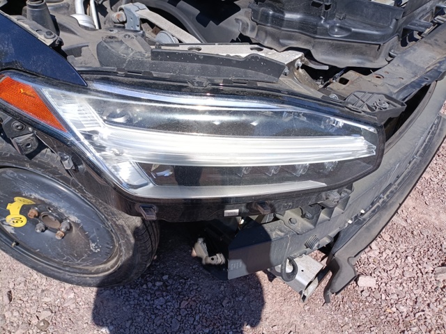 Фара дальнего света в сборе 31353151 VOLVO