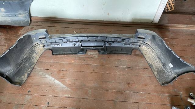 Бампер задний LR038771 LAND ROVER