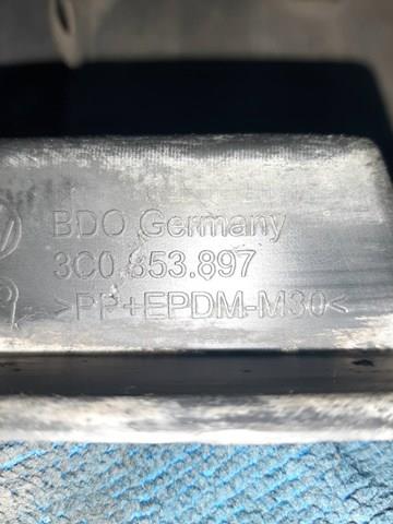 3C0853897 Накладка (молдинг) порога наружная левая купить Николаев