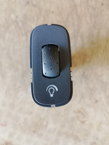 Кнопка корректора фар 8200002439 RENAULT