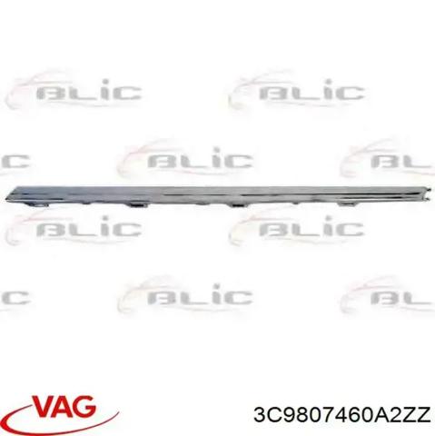 Молдинг бампера заднего правый 3C9807460A2ZZ VAG